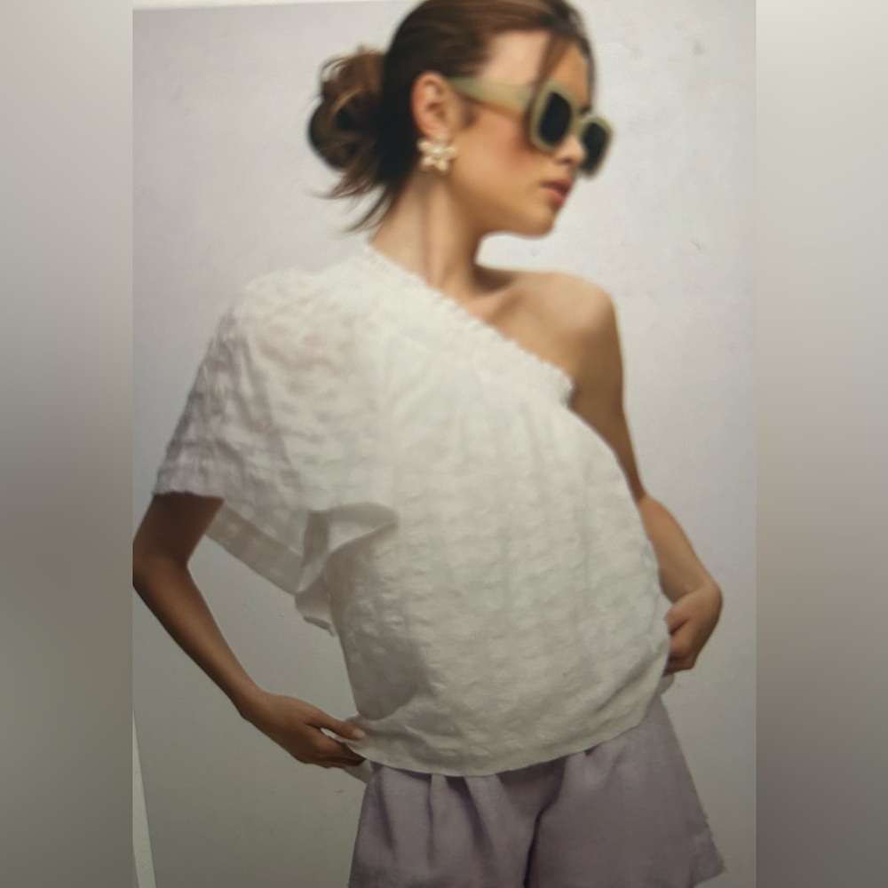 One shoulder blouse